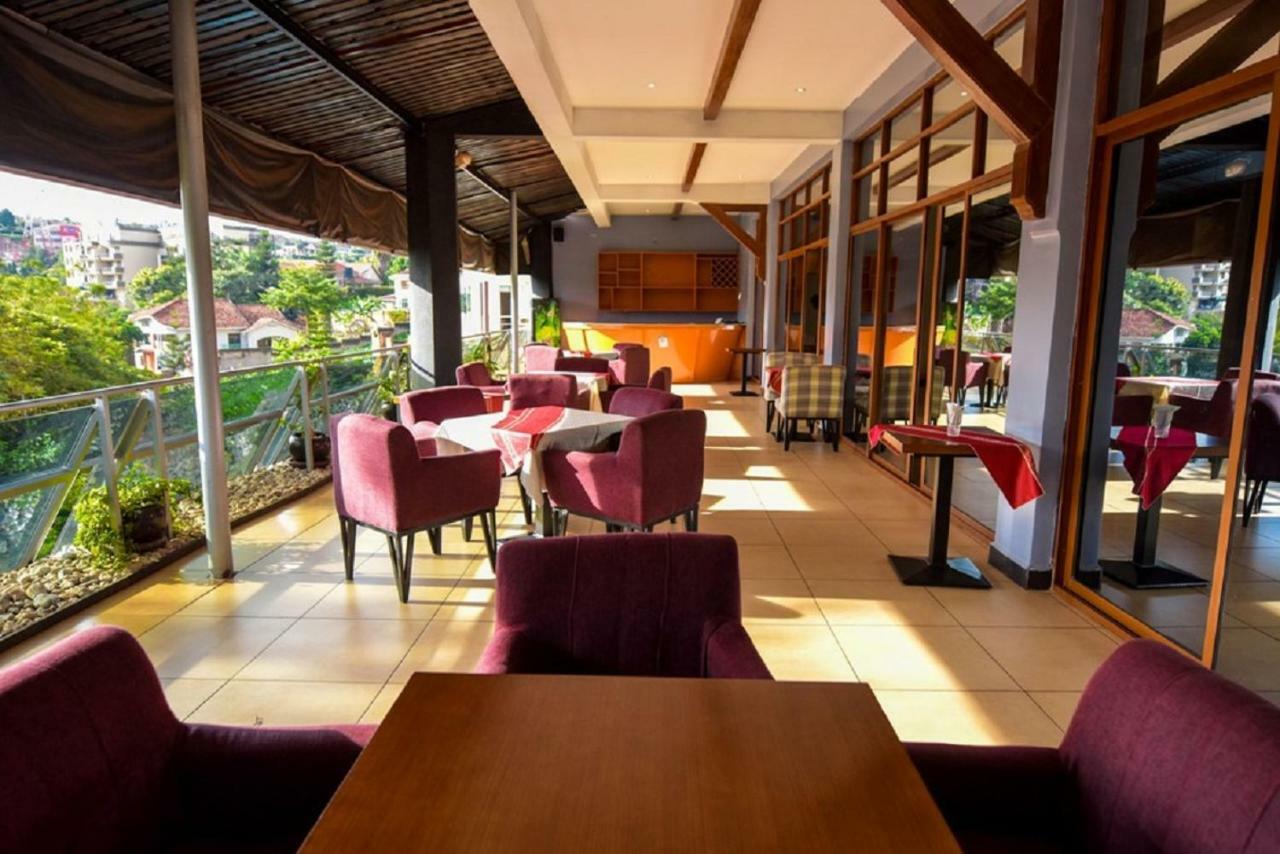 Orient Park Hotel Kigali Exterior foto