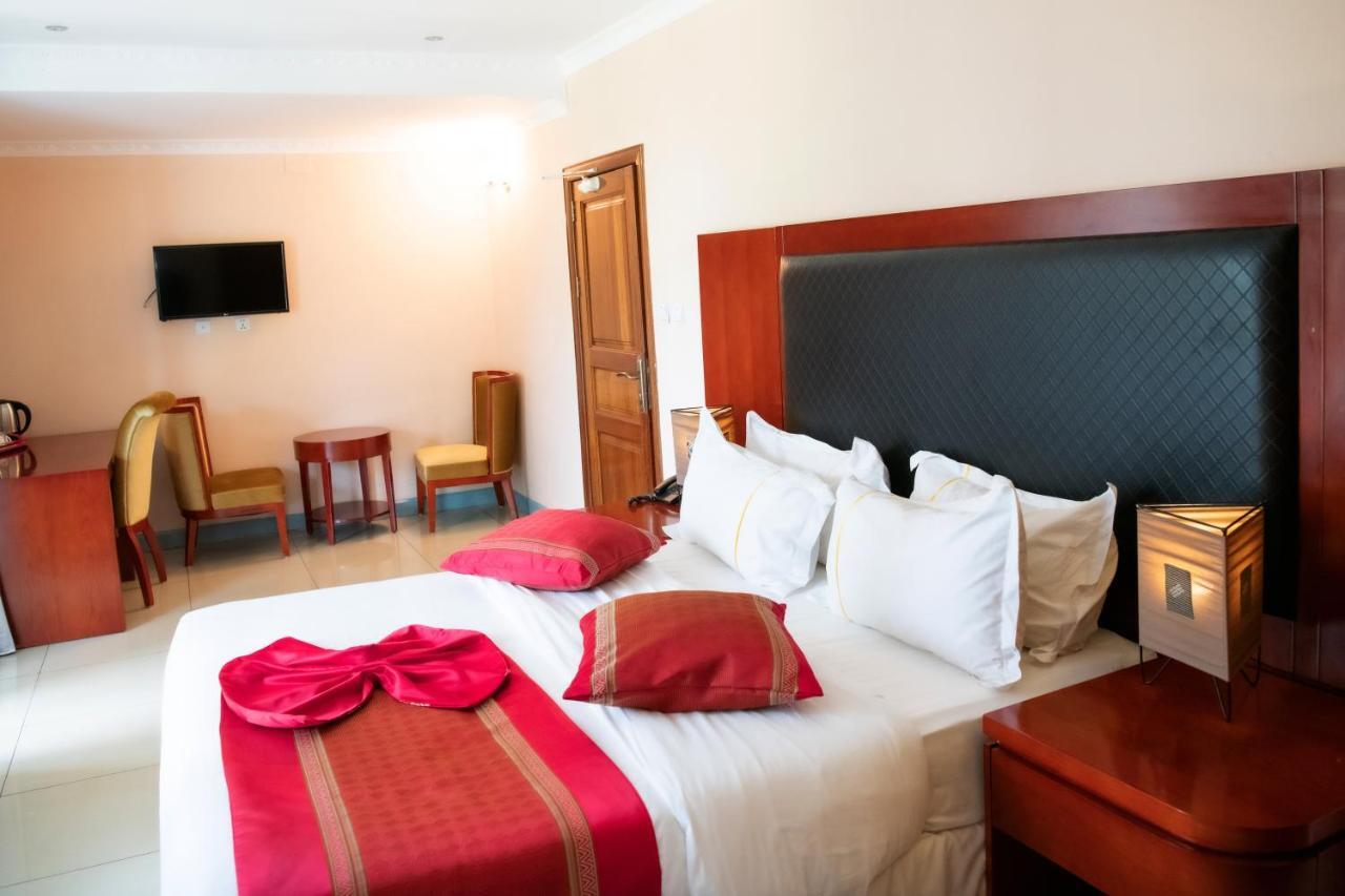 Orient Park Hotel Kigali Exterior foto