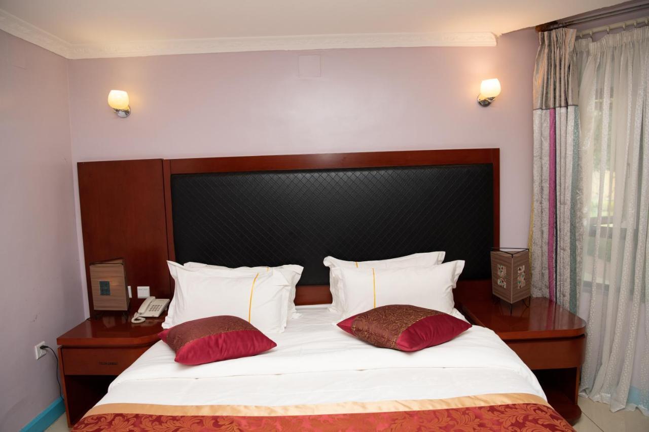 Orient Park Hotel Kigali Exterior foto