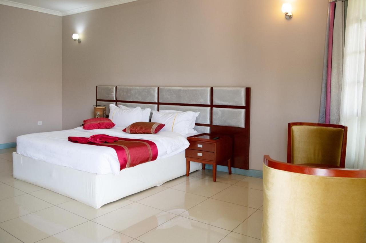 Orient Park Hotel Kigali Exterior foto